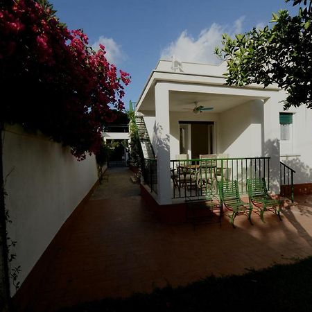 Villino Armida Villa Мондело Екстериор снимка