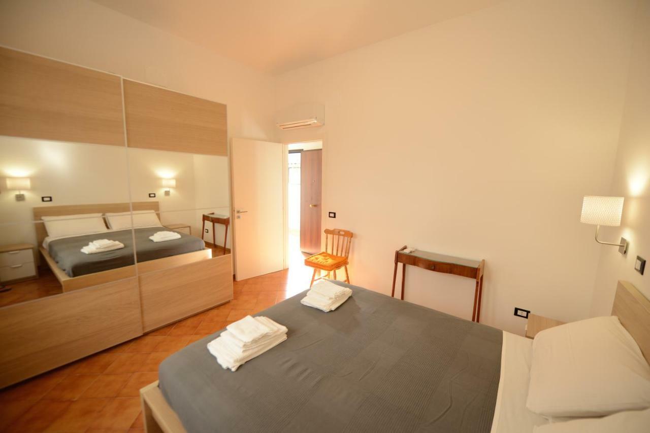 Villino Armida Villa Мондело Екстериор снимка